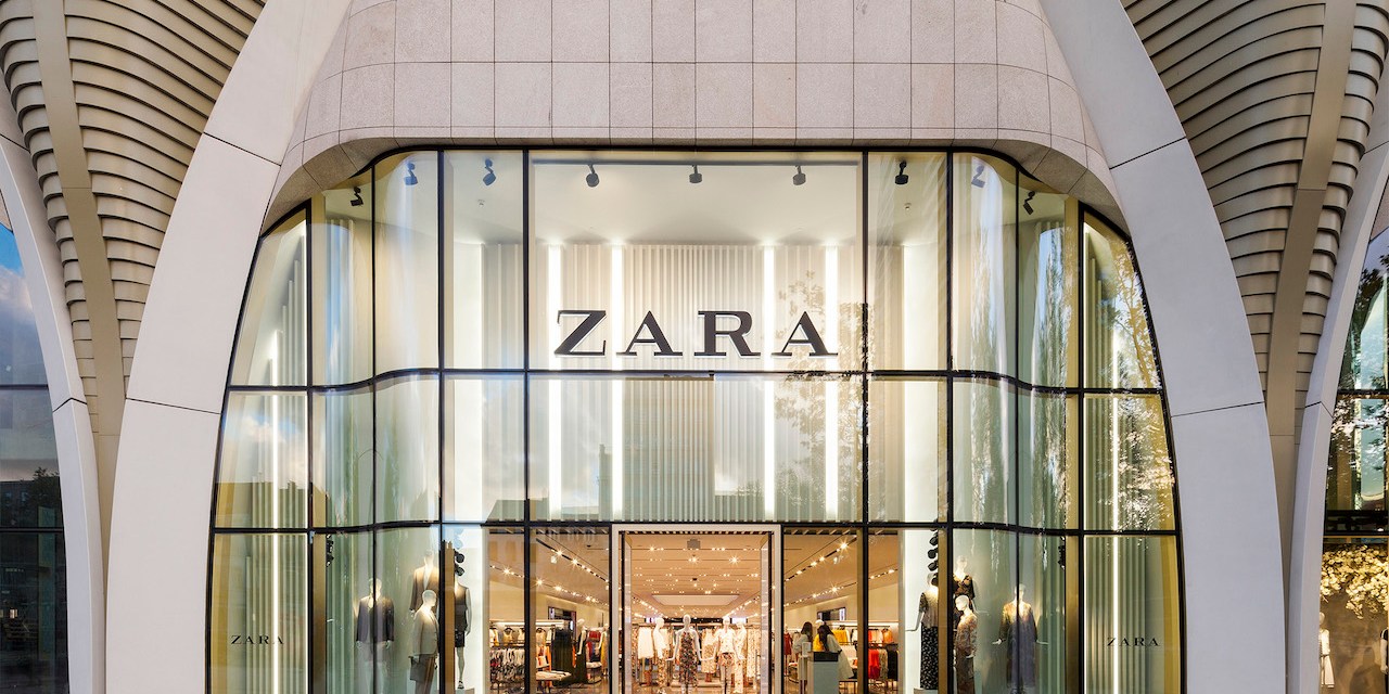 Photograph of a Zara store.