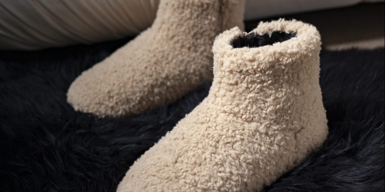 fuzzy boot slippers